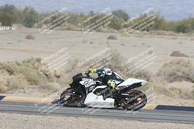 media/Dec-07-2025-CVMA (Sun) [[3e7d2de5dc]]/Race 9-Formula UL Shootout/